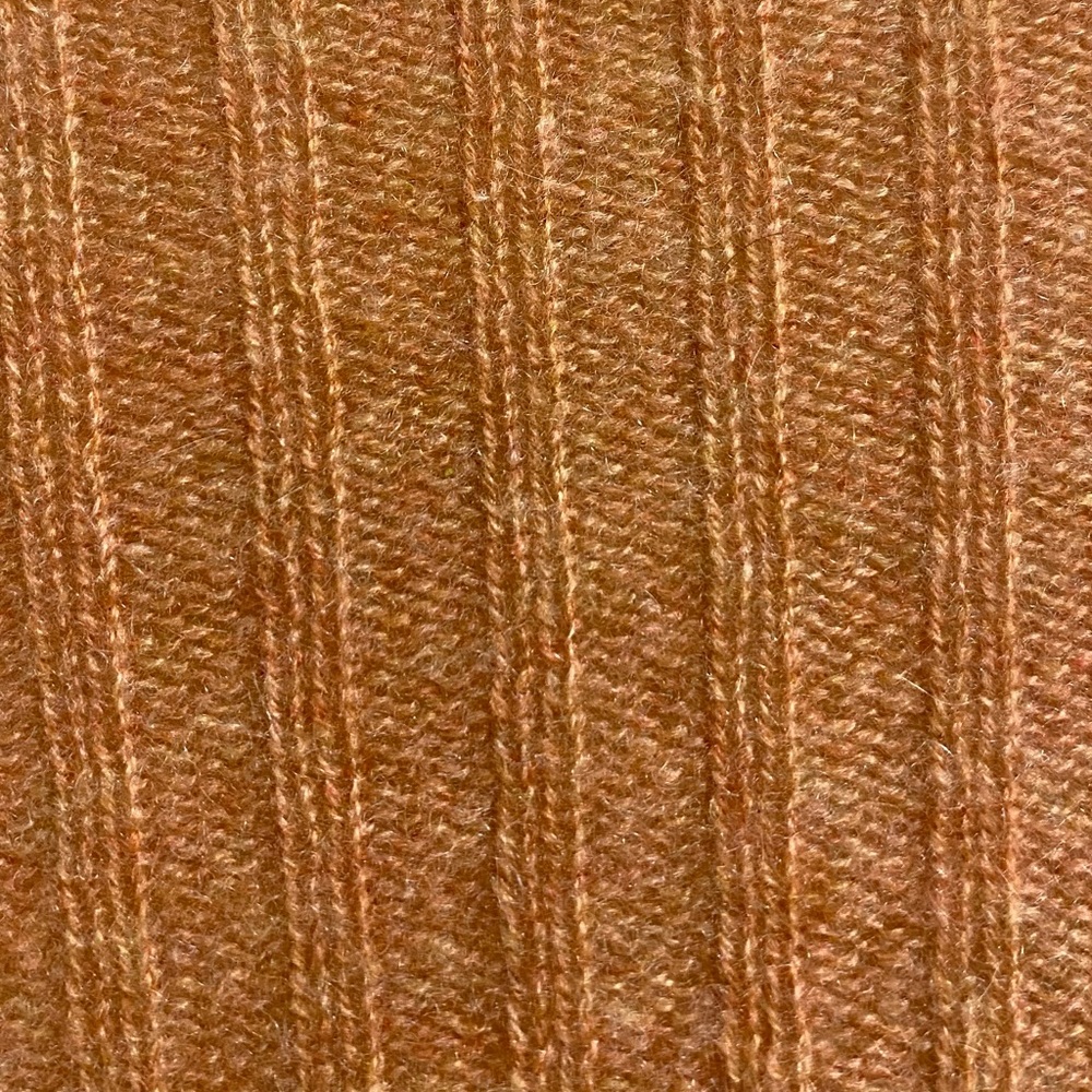 Sweater - Picture 2 of 4